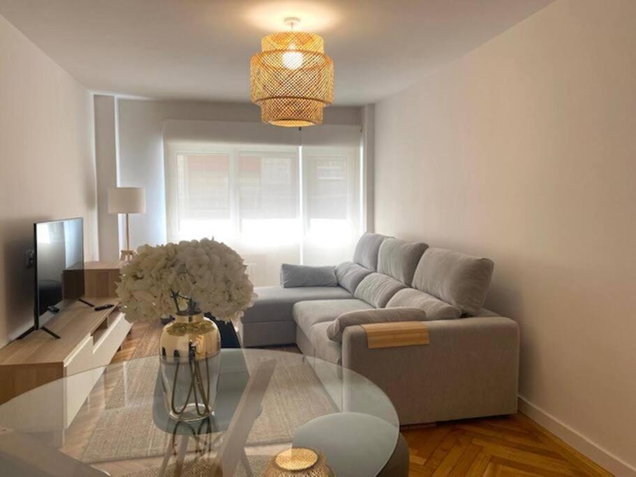 Centro Gijon Cabrales 31 Lägenhet Exteriör bild