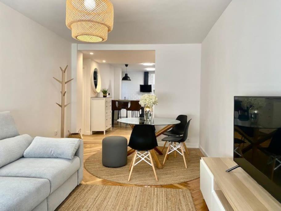 Centro Gijon Cabrales 31 Lägenhet Exteriör bild