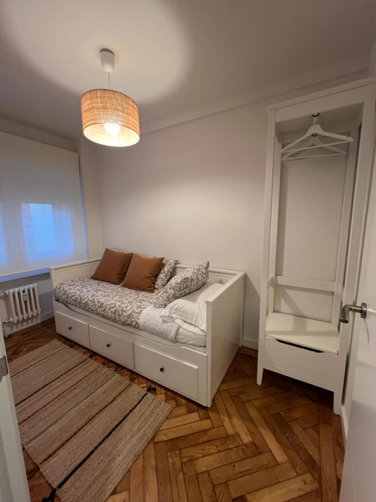 Centro Gijon Cabrales 31 Lägenhet Exteriör bild